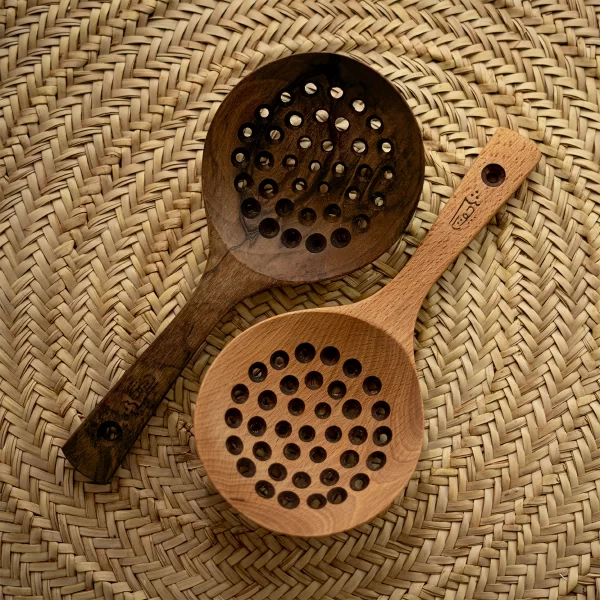 کفگیر دسته کوتاه چوبی چوتاش