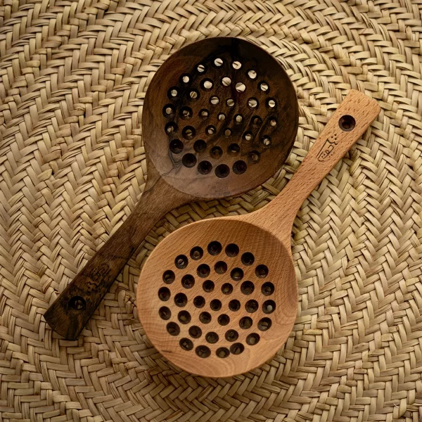 کفگیر دسته کوتاه چوبی چوتاش