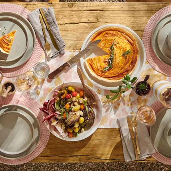 رانر طرح آبرنگی چیبو